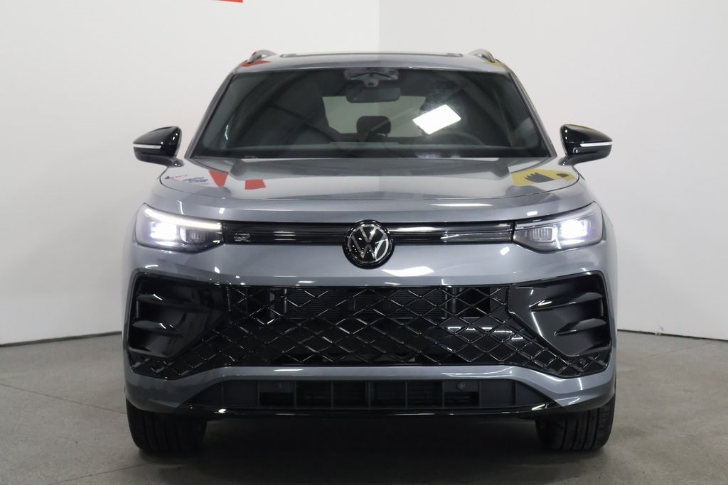 2026 Volkswagen Tiguan SE R-LINE BLACK - Photo 7