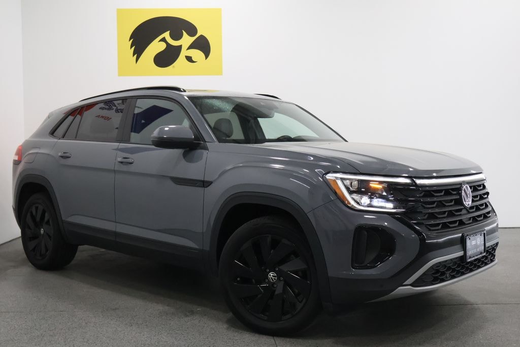 Used 2024 Volkswagen Atlas Cross Sport 2.0T SE w/Technology SUV