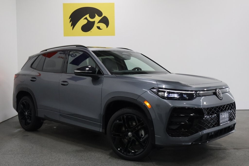 New 2026 Volkswagen Tiguan 2.0T SE R-Line Black SUV