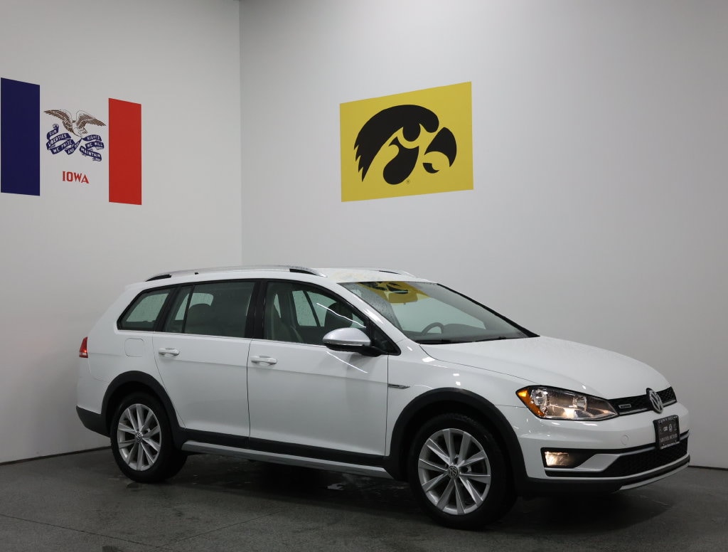 Used 2017 Volkswagen Golf Alltrack TSI S Wagon