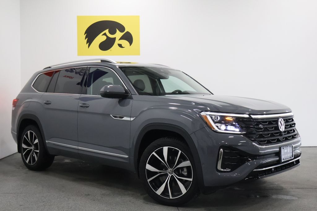 Used 2025 Volkswagen Atlas 2.0T SEL Premium R-Line SUV