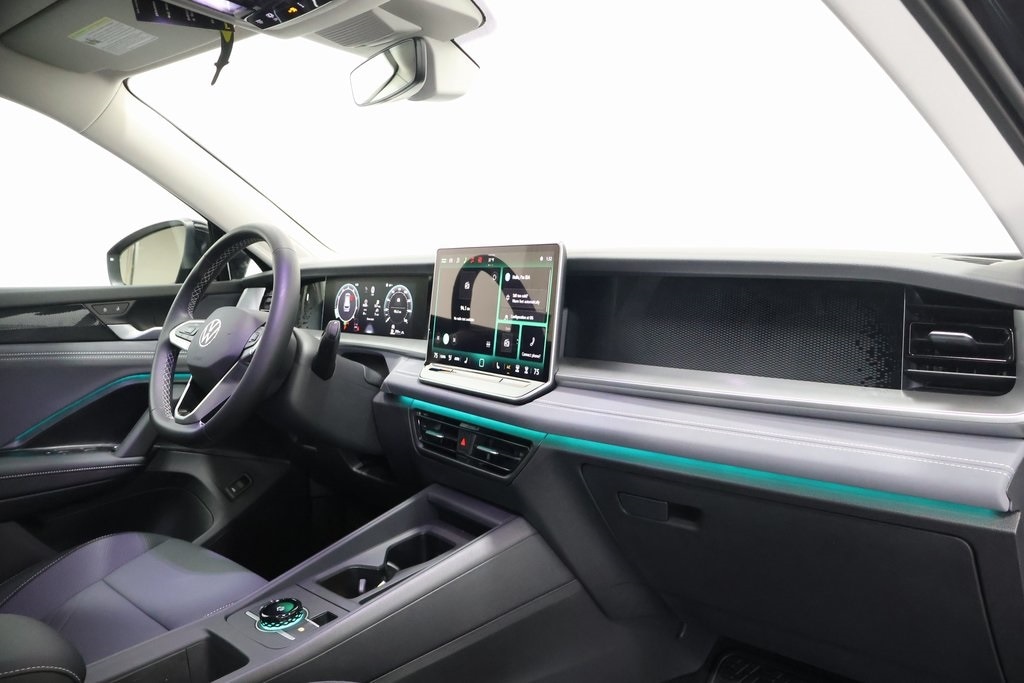 2026 Volkswagen Tiguan SE - Photo 23