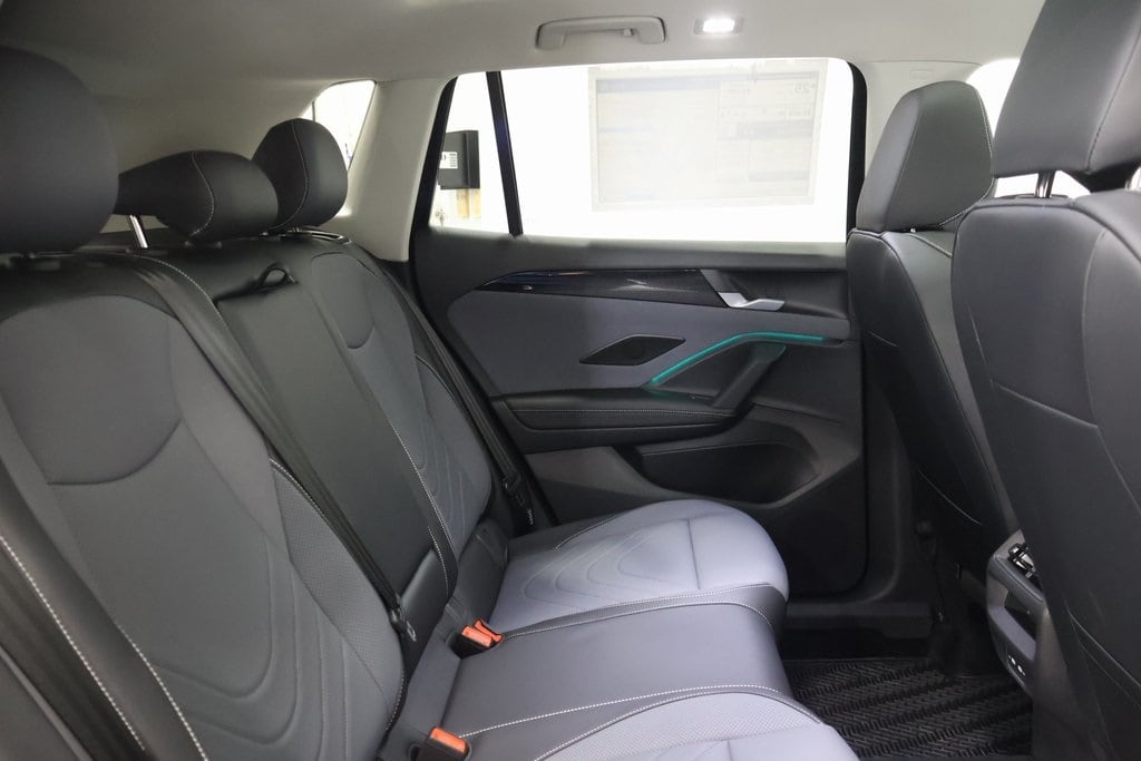 2026 Volkswagen Tiguan SE - Photo 24
