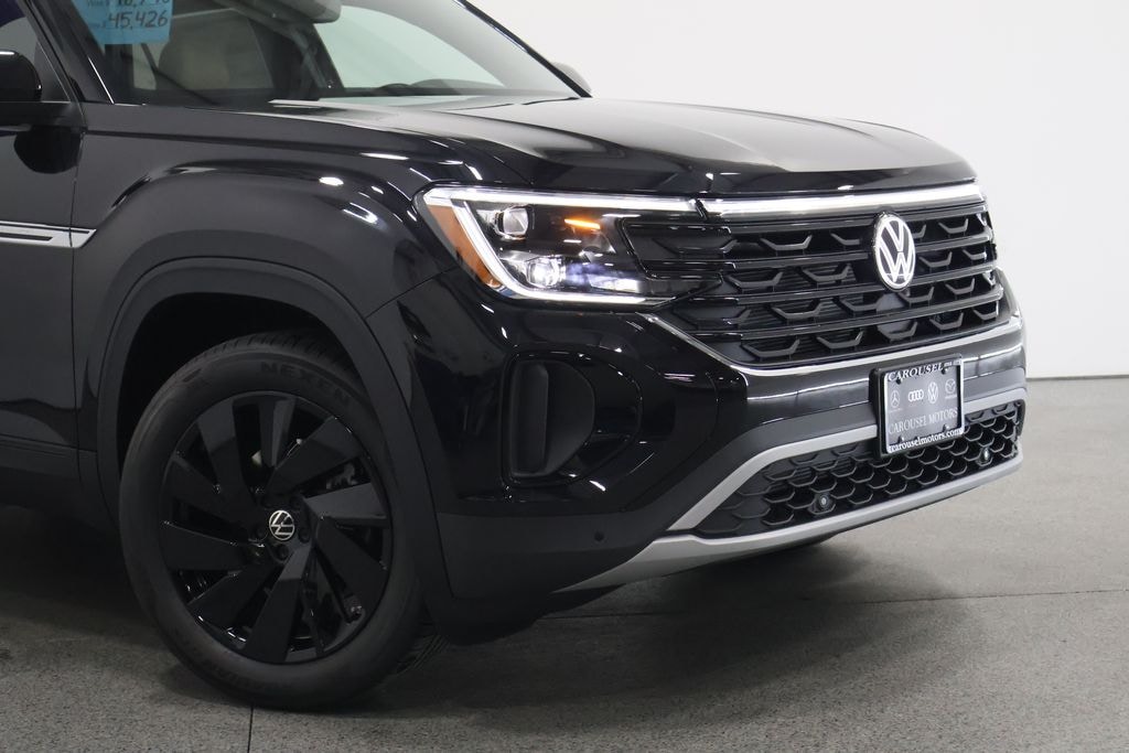 New 2026 Volkswagen Atlas Cross Sport 2.0T SE w/Technology SUV