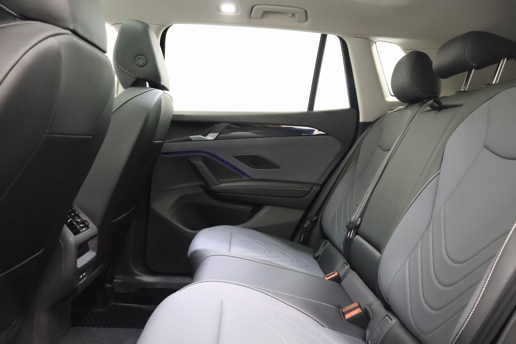 2026 Volkswagen Tiguan SE - Photo 26