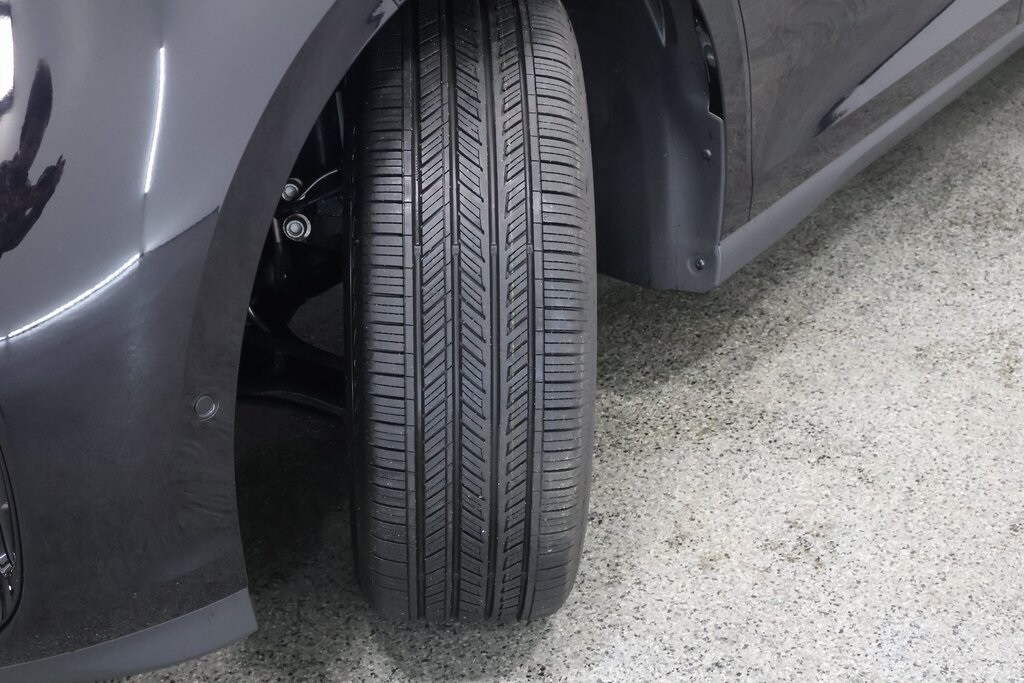 2025 Volkswagen ID. Buzz Pro S photo 4