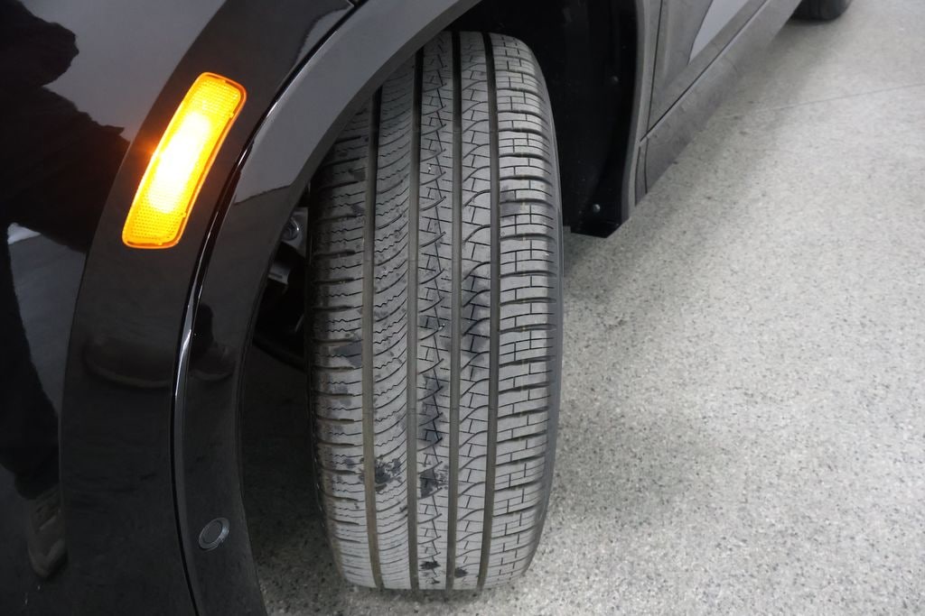 New 2026 Volkswagen Tiguan 2.0T SE R-Line Black SUV