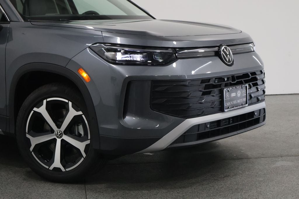 New 2026 Volkswagen Tiguan 2.0T SE SUV
