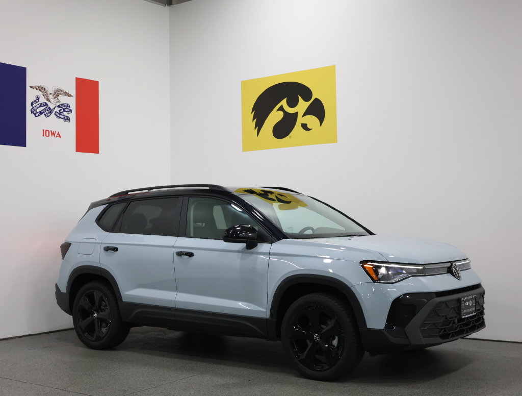 2027 Volkswagen Taos 1.5T SE Black SUV
