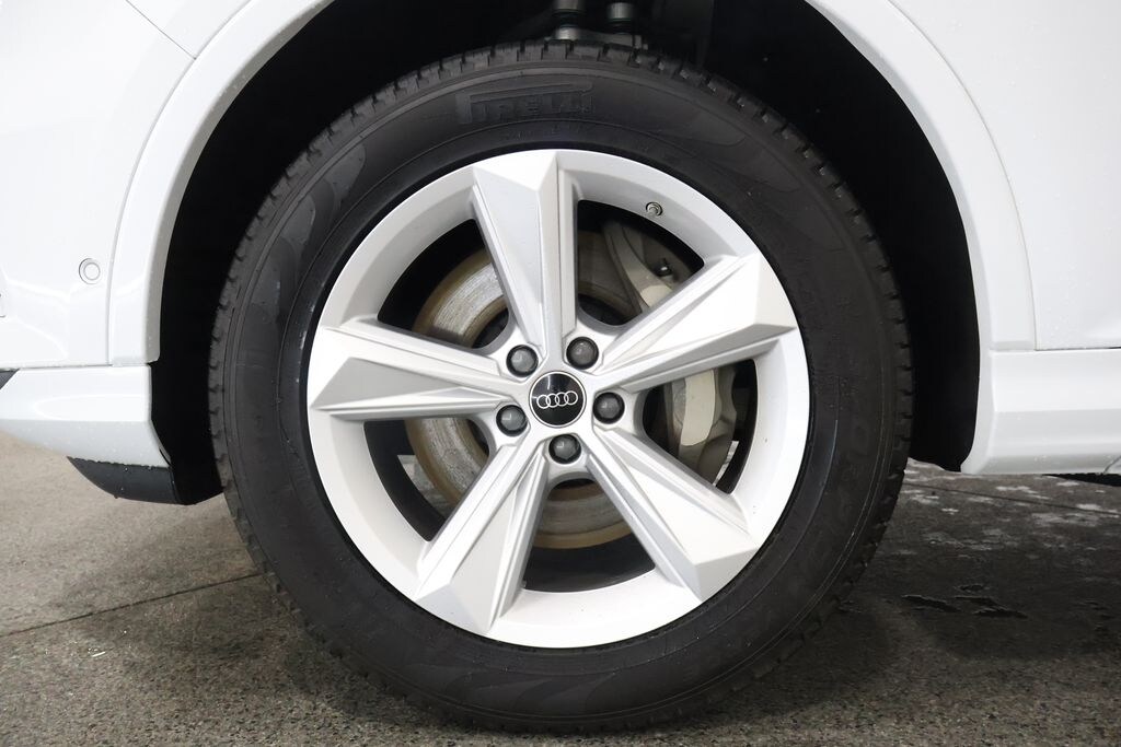 Used 2024 Audi Q7 45 Premium Plus SUV