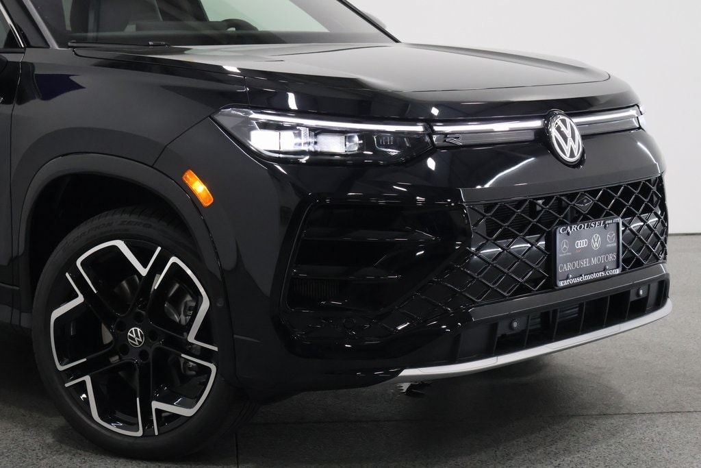 New 2026 Volkswagen Tiguan 2.0T SEL R-Line Turbo SUV
