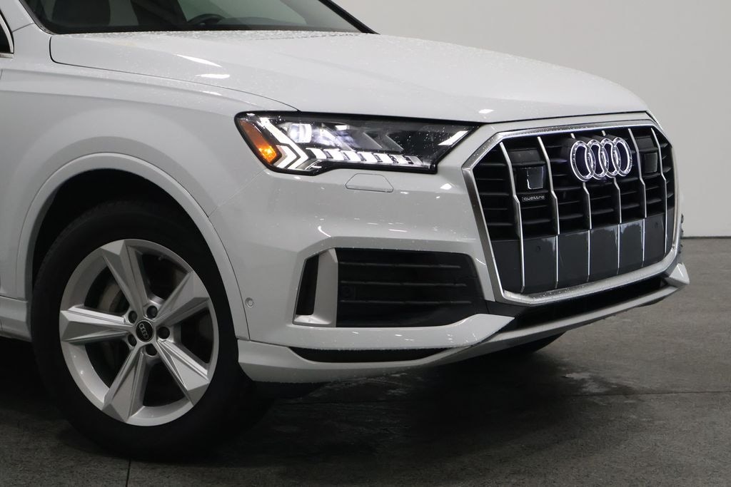 Used 2024 Audi Q7 45 Premium Plus SUV