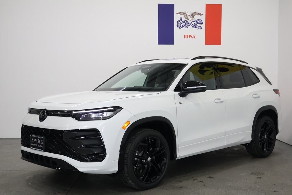 2026 Volkswagen Tiguan SE R-LINE BLACK - Photo 8