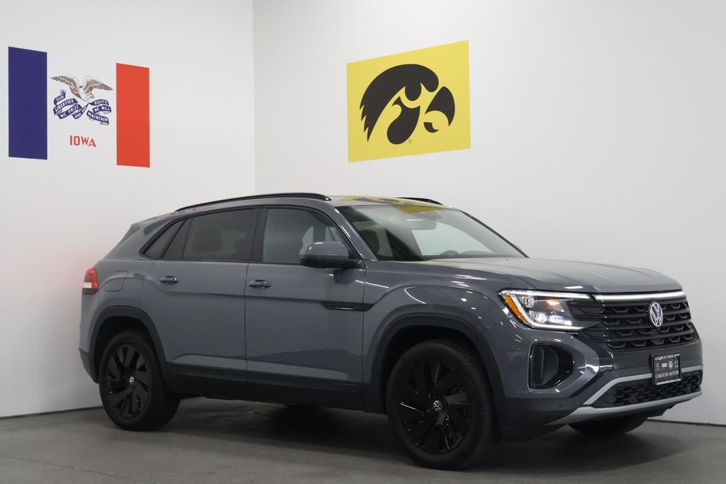 Used 2024 Volkswagen Atlas Cross Sport 2.0T SE w/Technology SUV