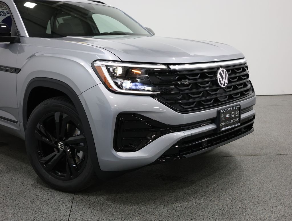 New 2026 Volkswagen Atlas Cross Sport 2.0T SEL R-Line Black SUV