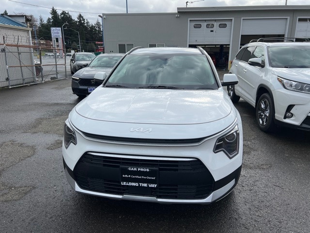 Used 2023 Kia Niro EX with VIN KNDCR3LE8P5055532 for sale in Tacoma, WA