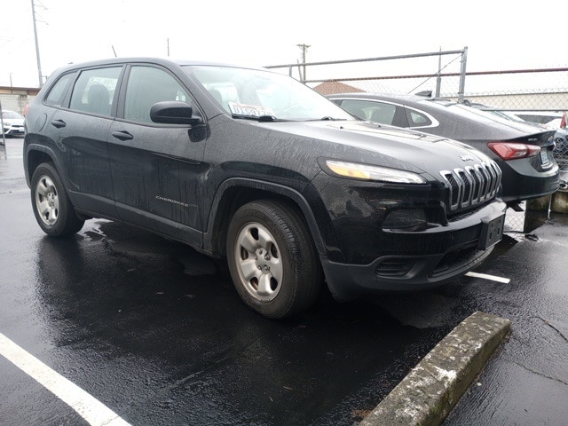 Used 2017 Jeep Cherokee Sport with VIN 1C4PJMAB2HD227830 for sale in Tacoma, WA