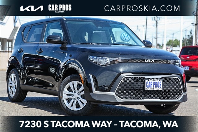 2024 Kia Soul LX's photo