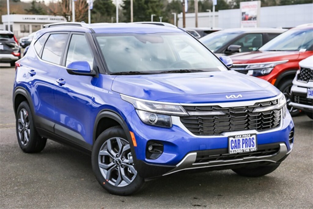 New 2024 Kia Seltos S SUV