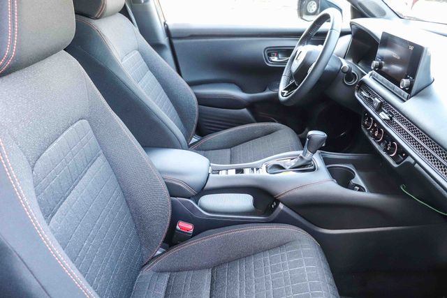 2025 Honda HR-V Sport - Photo 18