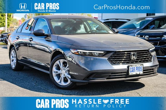 2025 Honda Accord LX's photo