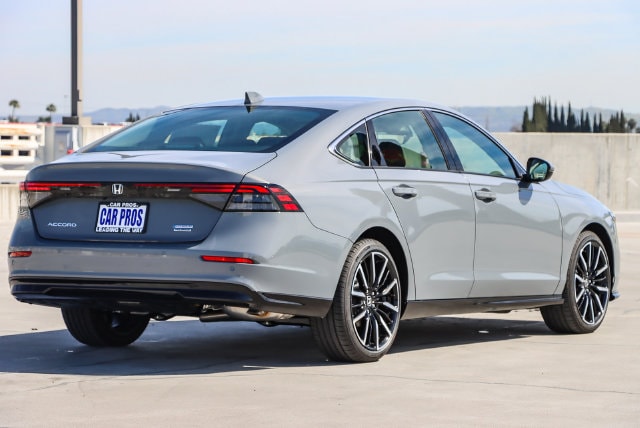 2026 Honda Accord Hybrid Touring - Photo 15