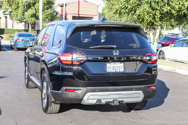 2025 Honda Pilot EX-L - Photo 10
