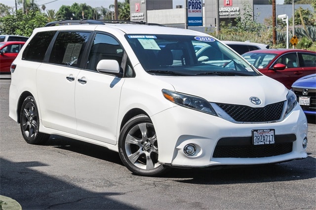 Used 2016 Toyota Sienna SE with VIN 5TDXK3DC1GS715715 for sale in El Monte, CA