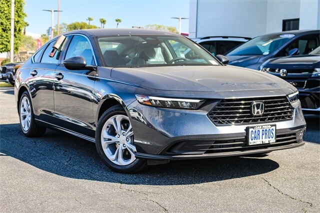 2025 Honda Accord LX photo 2