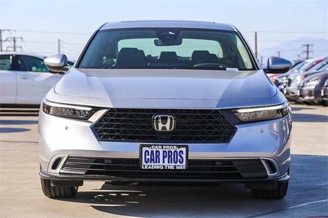 2025 Honda Accord Hybrid Touring photo 3