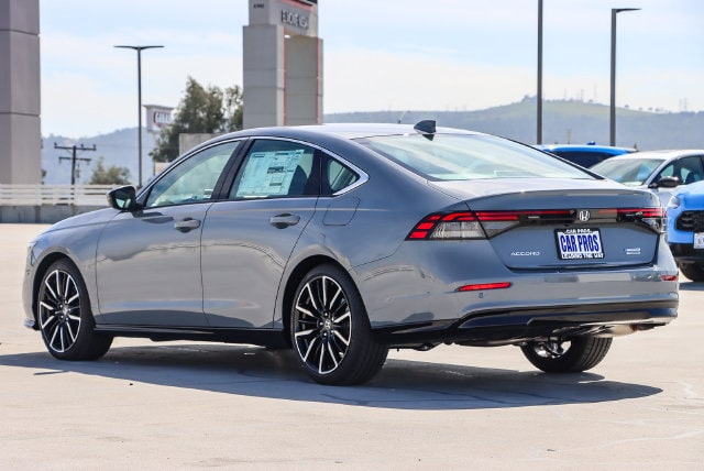 2026 Honda Accord Hybrid Touring - Photo 13