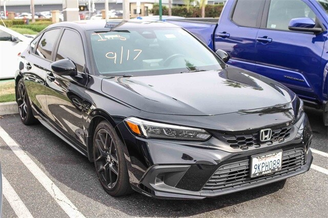 2024 Honda Civic Sport Hatchback photo 2