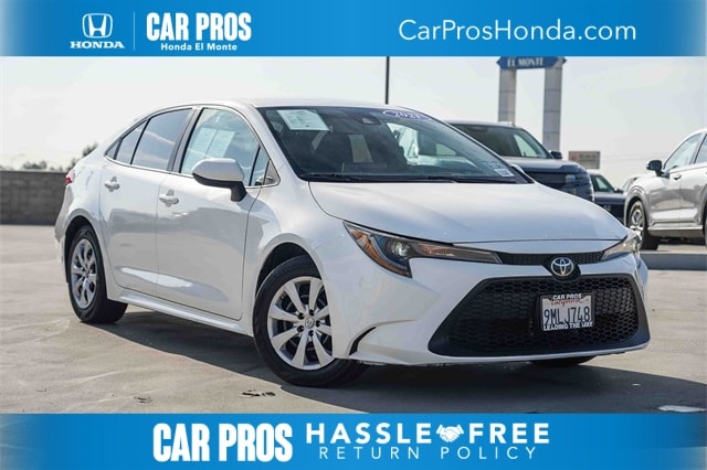 2021 Toyota Corolla LE's photo