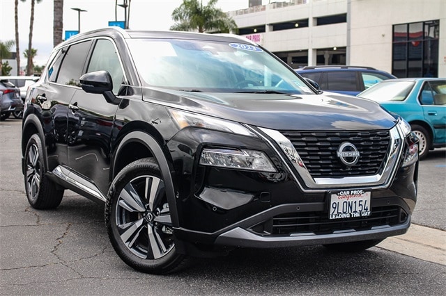 Used 2023 Nissan Rogue SL with VIN 5N1BT3CA0PC929695 for sale in El Monte, CA