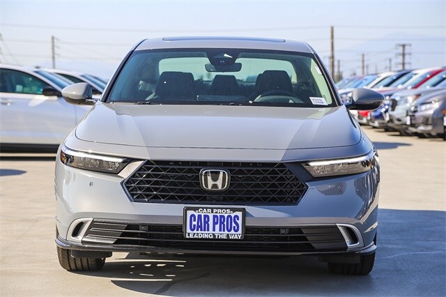 2025 Honda Accord Hybrid Touring photo 3