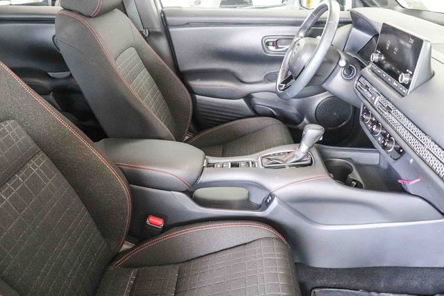 2025 Honda HR-V Sport - Photo 18
