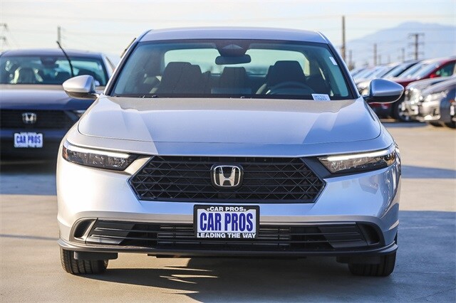 2025 Honda Accord LX photo 3