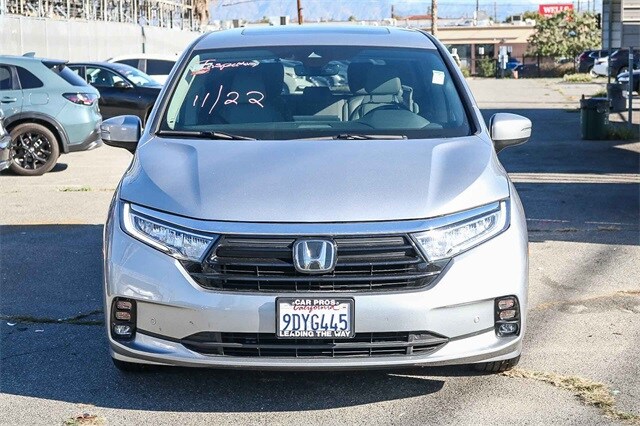 2023 Honda Odyssey Touring photo 3
