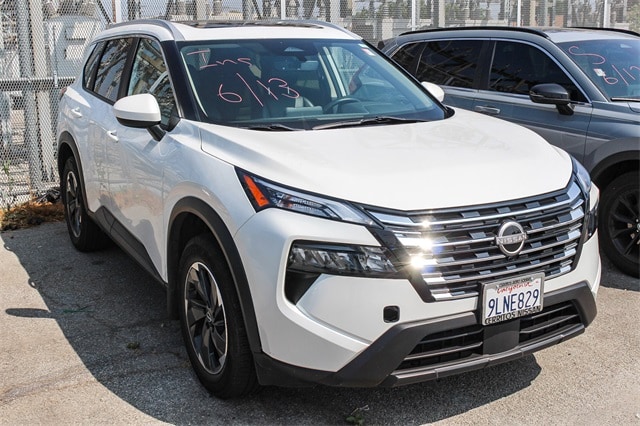 Used 2024 Nissan Rogue SV with VIN JN8BT3BA5RW001196 for sale in El Monte, CA