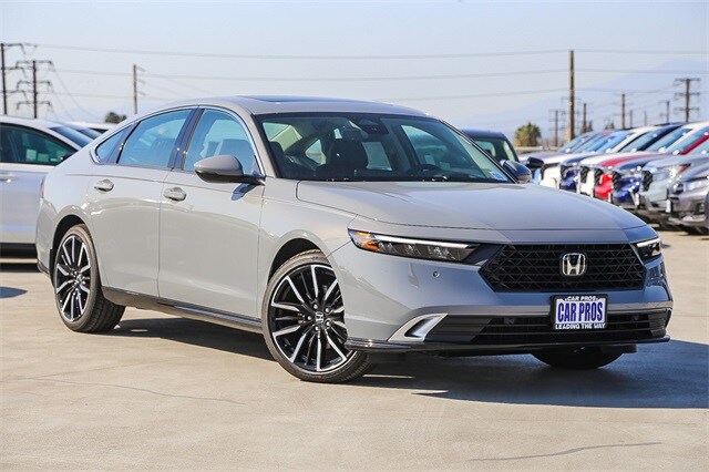 2025 Honda Accord Hybrid Touring photo 2
