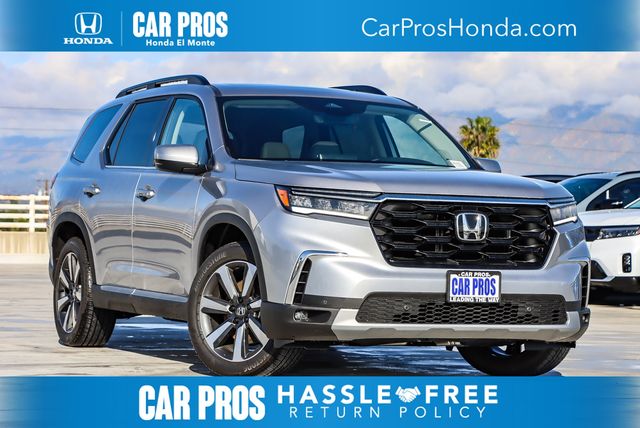 2025 Honda Pilot Touring's photo