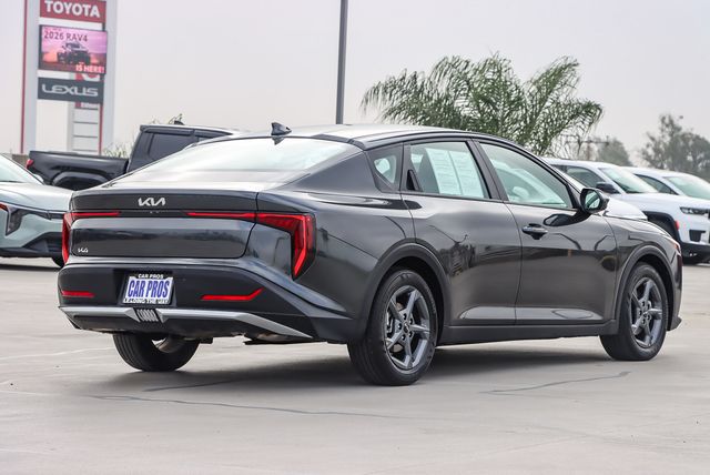 2025 Kia K4 LXS - Photo 8