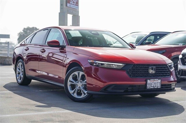 2023 Honda Accord LX photo 2