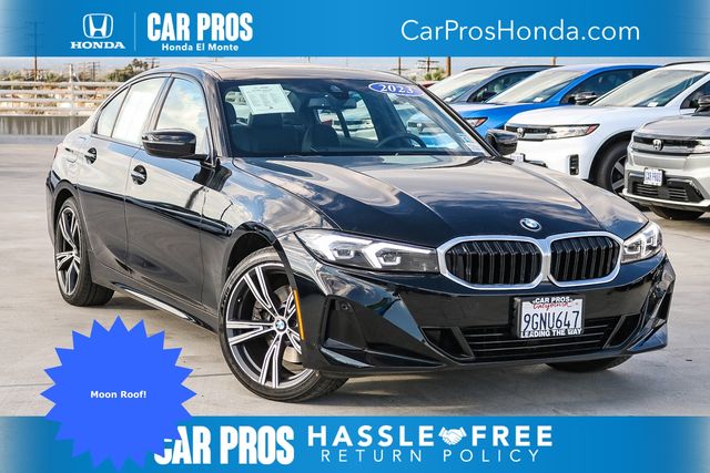 2023 BMW 3 Series 330i's photo