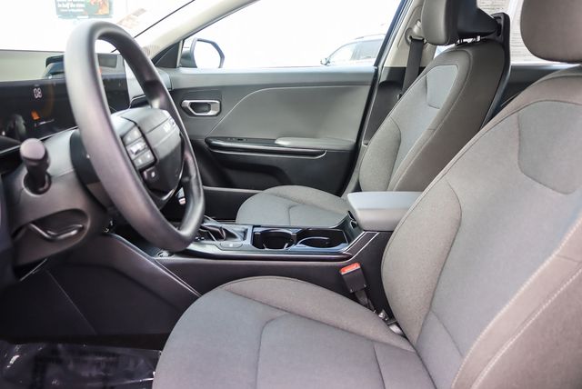 2025 Kia K4 LXS - Photo 20