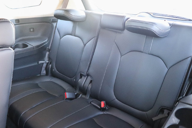 2025 Honda Pilot EX-L - Photo 17