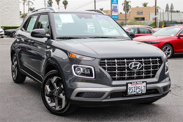 Used 2025 Hyundai Venue Limited with VIN KMHRC8A38SU352885 for sale in El Monte, CA