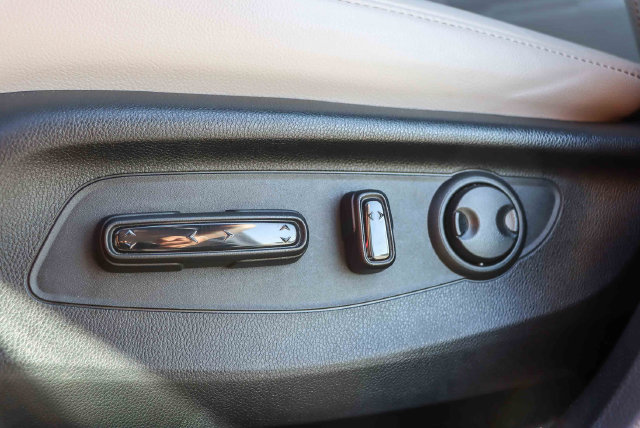 2025 Honda CR-V EX-L - Photo 20
