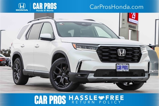 2025 Honda Pilot Touring's photo