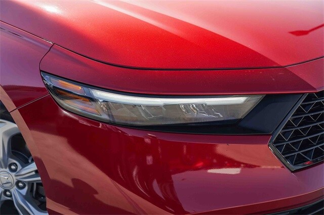 2023 Honda Accord LX photo 3